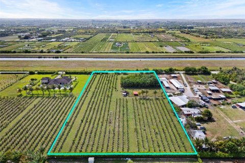 Land in Miami, Florida № 2058842 - photo 4