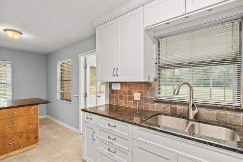 Casa en venta en Brooksville, Florida, 3 dormitorios, 156.17 m2 № 1723751 - foto 12