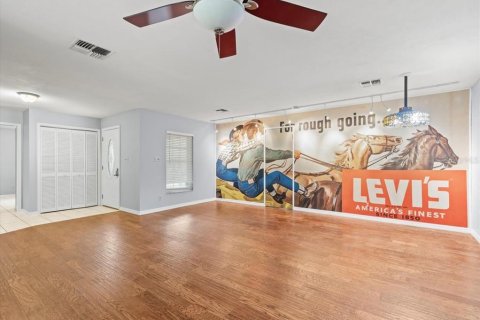 Casa en venta en Brooksville, Florida, 3 dormitorios, 156.17 m2 № 1723751 - foto 5