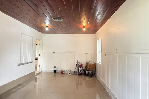 House in New Port Richey, Florida 2 bedrooms, 122.63 sq.m. № 1808740 - photo 19