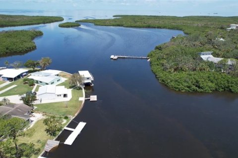 House in New Port Richey, Florida 2 bedrooms, 122.63 sq.m. № 1808740 - photo 2