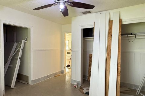 House in New Port Richey, Florida 2 bedrooms, 122.63 sq.m. № 1808740 - photo 24