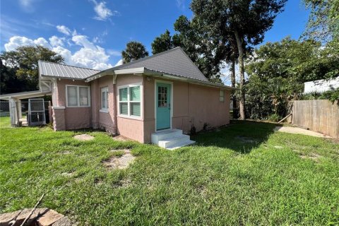 Villa ou maison à vendre à Umatilla, Floride: 3 chambres, 127.65 m2 № 2413729 - photo 5