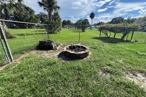 Villa ou maison à vendre à Umatilla, Floride: 3 chambres, 127.65 m2 № 2413729 - photo 2