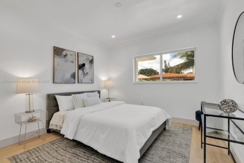 Casa en venta en Miami, Florida, 3 dormitorios, 154.12 m2 № 1882605 - foto 29