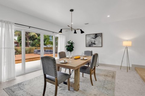 Casa en venta en Miami, Florida, 3 dormitorios, 154.12 m2 № 1882605 - foto 15