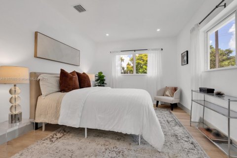 Casa en venta en Miami, Florida, 3 dormitorios, 154.12 m2 № 1882605 - foto 25