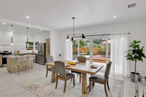 Casa en venta en Miami, Florida, 3 dormitorios, 154.12 m2 № 1882605 - foto 16