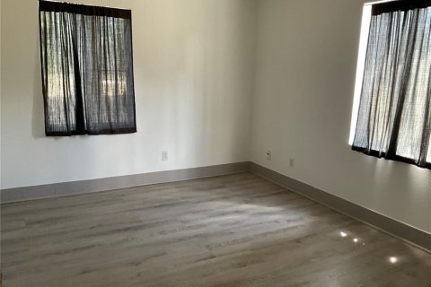 Casa en alquiler en DeLand, Florida, 3 dormitorios, 104.05 m2 № 1609087 - foto 19