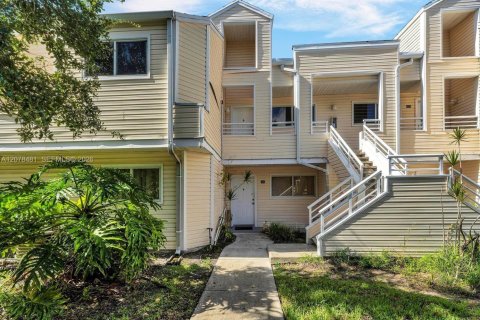 Condominio en alquiler en Oakland Park, Florida, 2 dormitorios, 101.82 m2 № 2327281 - foto 27