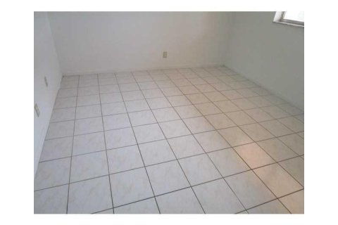 Copropriété à vendre à Margate, Floride: 2 chambres, 91.97 m2 № 2172009 - photo 10