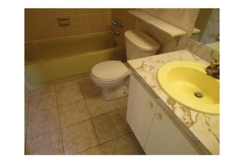 Copropriété à vendre à Margate, Floride: 2 chambres, 91.97 m2 № 2172009 - photo 9
