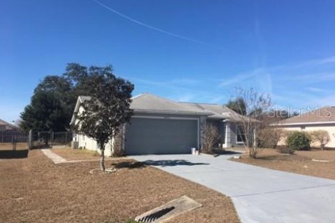 Villa ou maison à louer à Ocala, Floride: 3 chambres, 137.22 m2 № 2419885 - photo 10