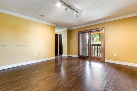 Condominio en alquiler en Miami, Florida, 3 dormitorios, 139.35 m2 № 1931403 - foto 24