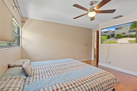Touwnhouse à vendre à Coconut Creek, Floride: 3 chambres, 164.25 m2 № 1886621 - photo 23