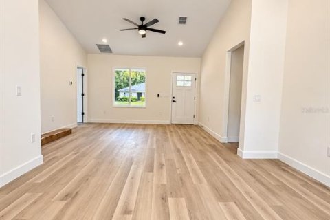 House in Summerfield, Florida 3 bedrooms, 120.22 sq.m. № 2394416 - photo 17