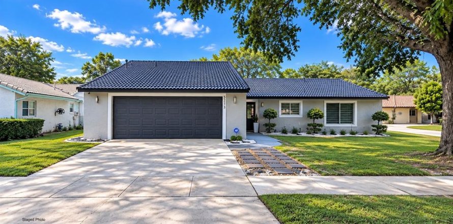 Villa ou maison à Orlando, Floride 3 chambres, 174.01 m2 № 2391522
