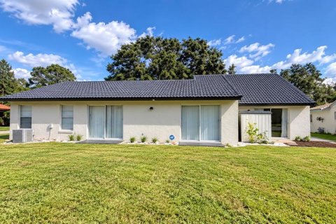 Villa ou maison à vendre à Orlando, Floride: 3 chambres, 174.01 m2 № 2391522 - photo 15