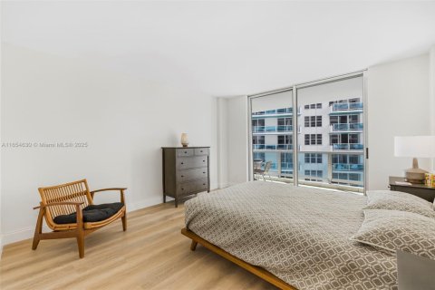 Condo in Miami Beach, Florida, 2 bedrooms  № 1860155 - photo 8