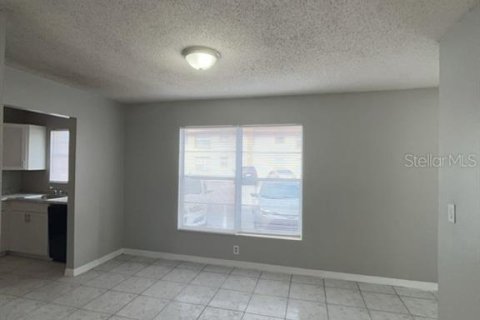 Adosado en alquiler en Kissimmee, Florida, 2 dormitorios, 103.86 m2 № 1873917 - foto 13