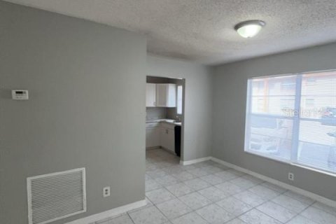 Adosado en alquiler en Kissimmee, Florida, 2 dormitorios, 103.86 m2 № 1873917 - foto 12