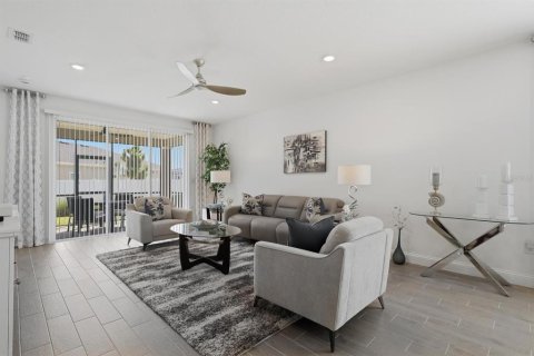 House in Ormond Beach, Florida 3 bedrooms, 198.72 sq.m. № 2199906 - photo 12