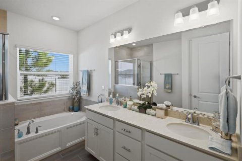 House in Ormond Beach, Florida 3 bedrooms, 198.72 sq.m. № 2199906 - photo 18