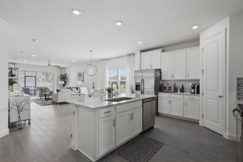 House in Ormond Beach, Florida 3 bedrooms, 198.72 sq.m. № 2199906 - photo 9