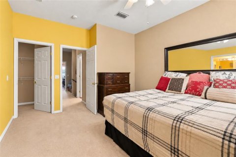 Townhouse in Lakewood Ranch, Florida 3 bedrooms, 125.98 sq.m. № 2402760 - photo 17