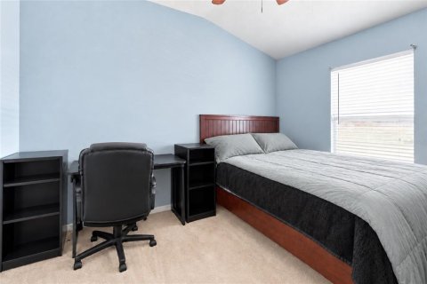 Townhouse in Lakewood Ranch, Florida 3 bedrooms, 125.98 sq.m. № 2402760 - photo 25