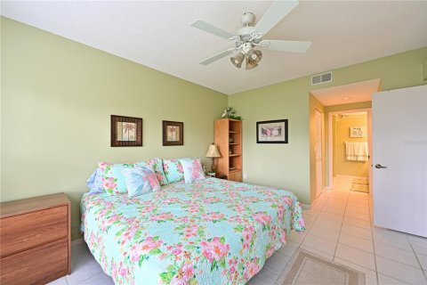 Copropriété à vendre à Bradenton, Floride: 2 chambres, 110.83 m2 № 2127721 - photo 26