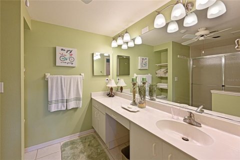 Copropriété à vendre à Bradenton, Floride: 2 chambres, 110.83 m2 № 2127721 - photo 28