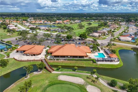 Copropriété à vendre à Bradenton, Floride: 2 chambres, 110.83 m2 № 2127721 - photo 2