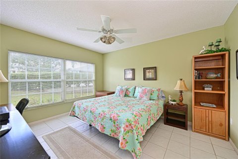 Copropriété à vendre à Bradenton, Floride: 2 chambres, 110.83 m2 № 2127721 - photo 25