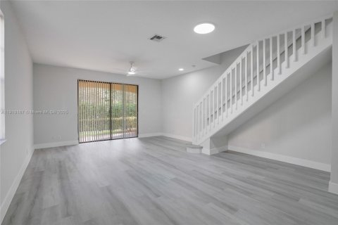 Touwnhouse à louer à Weston, Floride: 3 chambres, 149.11 m2 № 1966407 - photo 6