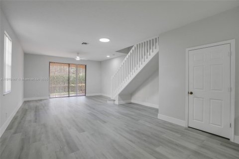 Touwnhouse à louer à Weston, Floride: 3 chambres, 149.11 m2 № 1966407 - photo 5