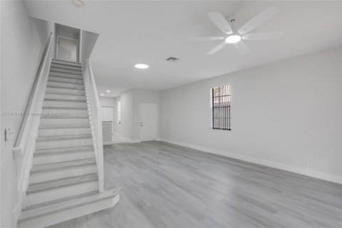 Touwnhouse à louer à Weston, Floride: 3 chambres, 149.11 m2 № 1966407 - photo 8