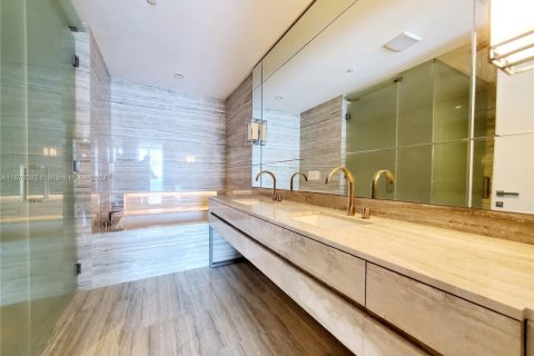 Copropriété à louer à Sunny Isles Beach, Floride: 5 chambres, 295.06 m2 № 1707417 - photo 13