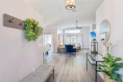 Villa ou maison à vendre à New Port Richey, Floride: 3 chambres, 169.27 m2 № 2113157 - photo 4