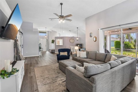 Villa ou maison à vendre à New Port Richey, Floride: 3 chambres, 169.27 m2 № 2113157 - photo 5