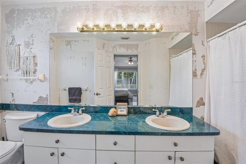 Villa ou maison à vendre à New Port Richey, Floride: 3 chambres, 169.27 m2 № 2113157 - photo 17