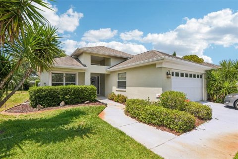 Villa ou maison à vendre à New Port Richey, Floride: 3 chambres, 169.27 m2 № 2113157 - photo 2