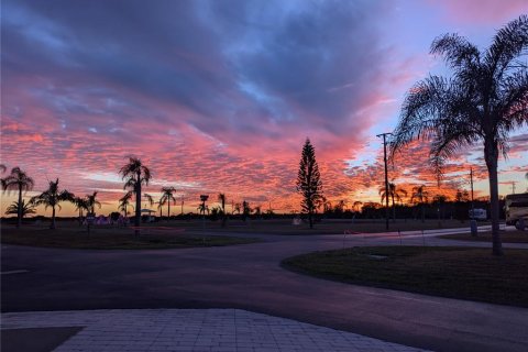 Terreno en venta en Punta Gorda, Florida № 2205671 - foto 2