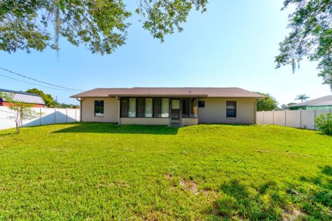 House in Edgewater, Florida 3 bedrooms, 137.5 sq.m. № 1916252 - photo 19