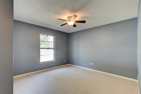 House in Edgewater, Florida 3 bedrooms, 137.5 sq.m. № 1916252 - photo 15