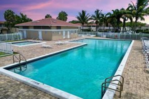 Copropriété à louer à Coral Springs, Floride: 2 chambres, 71.35 m2 № 2244628 - photo 23
