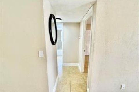 Copropriété à louer à Coral Springs, Floride: 2 chambres, 71.35 m2 № 2244628 - photo 12