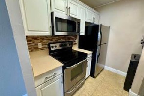 Copropriété à louer à Coral Springs, Floride: 2 chambres, 71.35 m2 № 2244628 - photo 9
