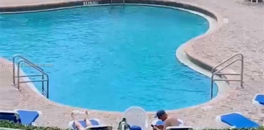 Condo à Weston, Floride, 1 chambre № 1821874