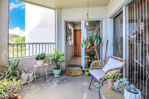 Condominio en venta en Oakland Park, Florida, 2 dormitorios, 104.14 m2 № 1993887 - foto 16